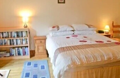 Aldborough Cottage | 1 bedroom accommodation in Plumstead Green, near Holt