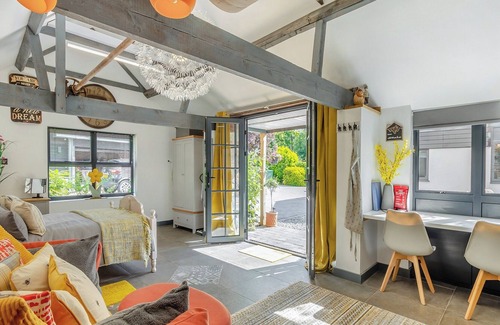Barrowby Cottage | 1 bedroom accommodation in Barrowby, near Grantham