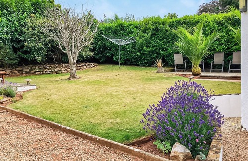 Paignton Cabin | 1 bedroom accommodation in Goodrington, near Paignton