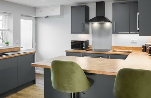 Talybont Cottage | 1 bedroom accommodation in Tal Y Bont, near Harlech