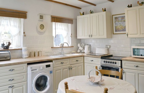 Burgh le Marsh Cottage | 1 bedroom accommodation in Burgh le Marsh, near Skegness