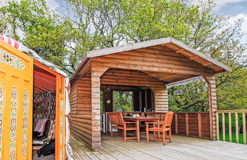 Crynant Cottage | 1 bedroom accommodation in Gower