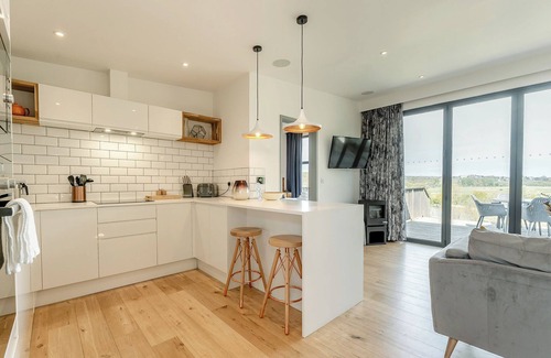 Lewes Ski Chalet | 1 bedroom accommodation in Lewes