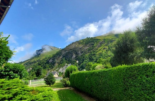 Aste-Beon Apartment | 1-bedroom apartment in a mountain chalet, sleeps up to 4 people