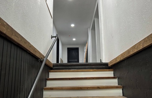 Duncan Apartment | 1-bedroom apartment in amazing Duncan with access to full gym