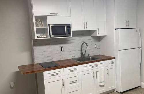 Key Largo Apartment | 1 Bedroom Apt. Lower Level/No Stairs!