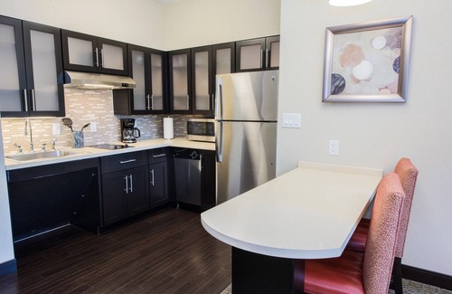 Newtonville Condo | 1 Bedroom | Free Breakfast, Indoor Pool + Hot Tub