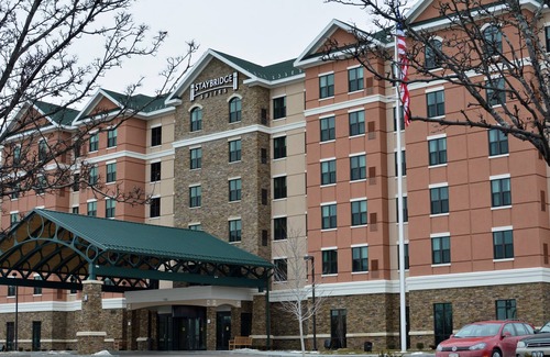 Newtonville Condo | 1 Bedroom | Free Breakfast, Indoor Pool + Hot Tub