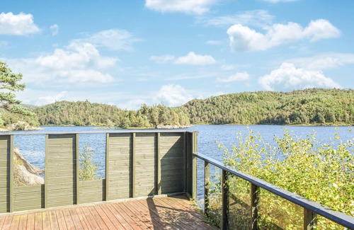 Lyngdal House | 1 bedroom nice home in Lyngdal