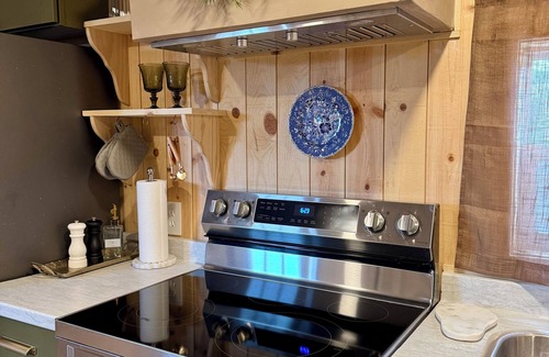 Pompeys Pillar House | 1 bedroom Tiny Home