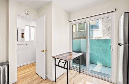 El Porto House | 1 Block to Beach Heaven Chic 2BD