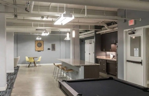 Downtown Des Moines Apartment | 1 BR - 8 min walk to Court Ave District Downtown