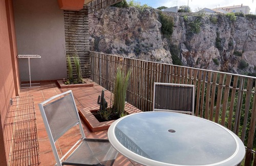 Balaruc-les-Bains Apartment | 1 BR apartment with terrace, parking, WIFI