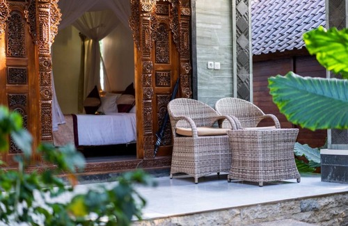 Mushroom Bay Cottage | 1 BR Balinese Wooden Cottage Near Mushroom Beach Nusa Lembongan