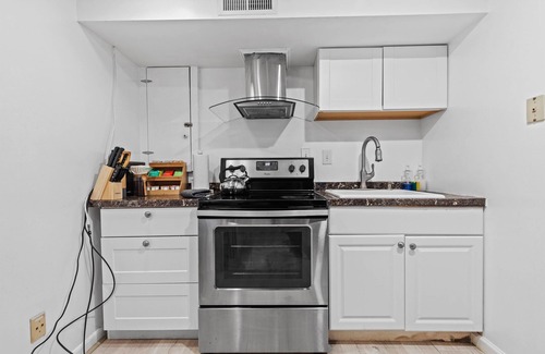 Silver Spring Apartment | 1-BR Flat in Silver Spring, Close to Dwntwn&METRO