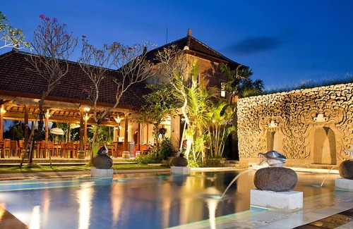Peliatan Villa | 1 BR Garden Villa in Ubud with private Jacuzzi