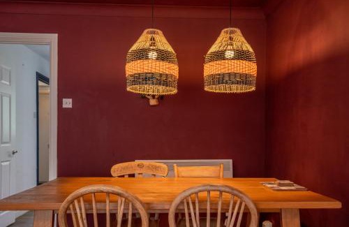 Worcester House | 1 Hales Orchard