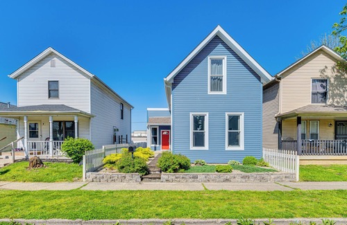 Babe Denny House | 1 Mi to Dtown & Lucas Oil Stadium: Home in Indy!