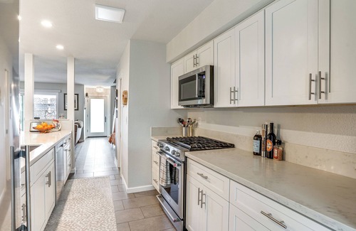 Napa House | 1 Mi to Dtwn Napa: Townhome w/Pool Access