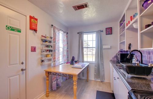 Lawton Cottage | 1 Mi to Fort Sill: Pet-Friendly Gem in Lawton