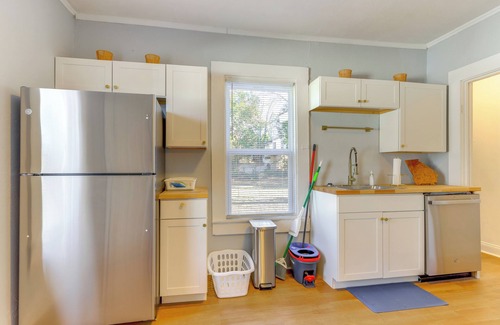 Macon House | 1 Mi to Ocmulgee Mounds: Charming Home w/Yard!