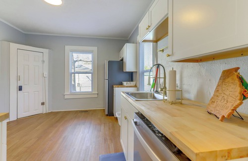 Macon House | 1 Mi to Ocmulgee Mounds: Charming Home w/Yard!