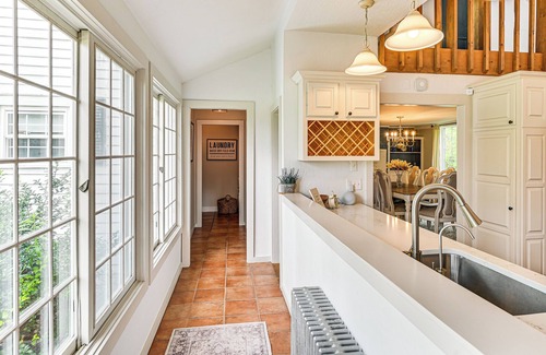 Richmond House | 1 Mi to Vineyard: Serene Berkshires Country Escape