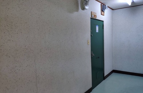 Naniwa Apartment | 1 min froｍ JR Sta., 1 stop from Nanba, 45SQM, R505