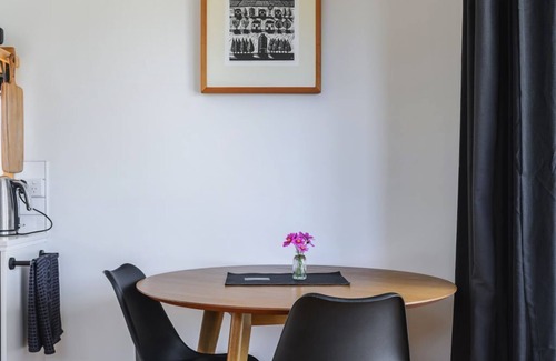 Milawa Apartment | 1 of 2 Modern Tiny Homes in Milawa's Wine Region.