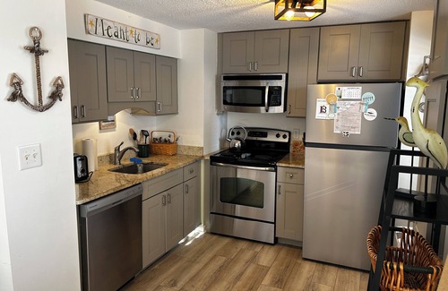 South Beach Haven Condo | 1 OFF THE OCEAN/STEPS TO OCEAN/RENOVATED 2024/GREAT VALUE