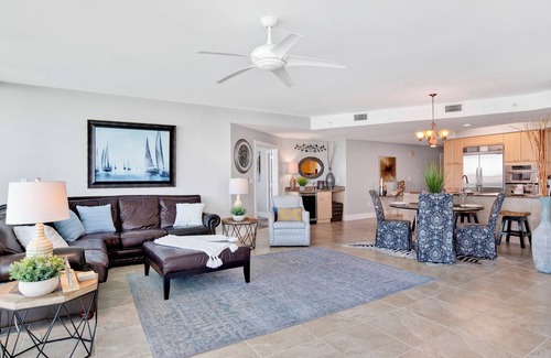 Orange Beach East Condo | #1 RESORT/PANORAMIC DIRECT BAY VIEWS/RENOVATED SPACIOUS 3 BED & 3 BATH/FUN 4 ALL