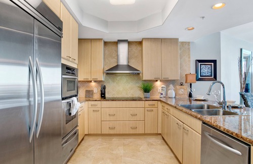 Orange Beach East Condo | #1 RESORT/PANORAMIC DIRECT BAY VIEWS/RENOVATED SPACIOUS 3 BED & 3 BATH/FUN 4 ALL