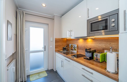 Westerland Apartment | 1-room vacation apartment with balcony in Westerland, right by the sea.