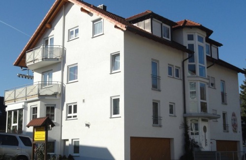 Ludwigshafen Apartment | 1-Zimmerferienwohnung, 36qm mit 1 Wohn-/Schlafraum und Balkon für max. 2 Personen