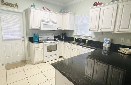 Orange Beach Villa | < 10 min. to beach, trails & The WHARF! (dog friendly)
