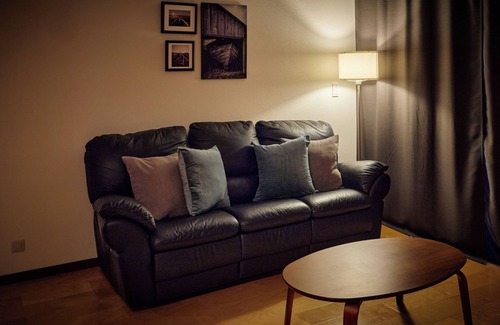 Takasaki House | 10-minute walk from Takasaki Station! Unlimited Netflix viewing on a 75-inch TV! 92 sq.m. 3LDK Stylish and luxurious home.