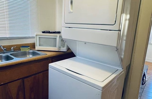 Central San Pedro Apartment | 10 minutes to beach from 750A 9th St, All Inclusive Coastal Town of San Pedro CA