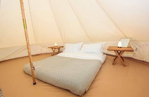 Llanfaethlu Cabin | 10 'Solaris' Bell Tent Glamping Anglesey