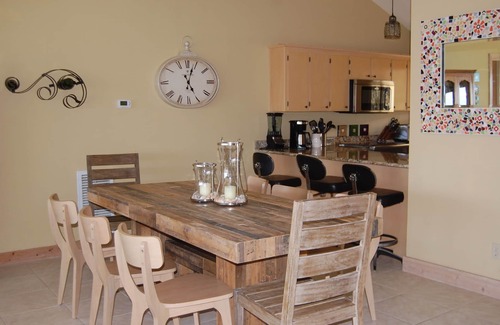 Treasure Beach Village House | 100+ 5 Star reviews! New TimberTech decking, railing, seating. Fantastic views!