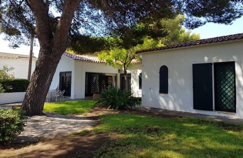 El Roc de Sant Gaieta House | 100 meters from the beach with barbecue
