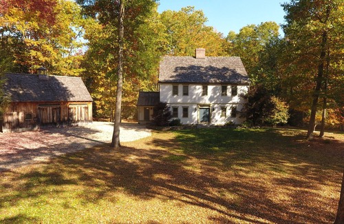 Roxbury House | 100% ROXBURY! PoshPadsCT "SENTRY HILL" 1.5Hrs NYC,Mint 6BR, Pool, Ski, Bike, BBQ