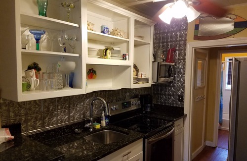 Clearwater Beach Cottage | 100 Steps to Beach. Pets Ok, Real Beach House, Daily Rentals