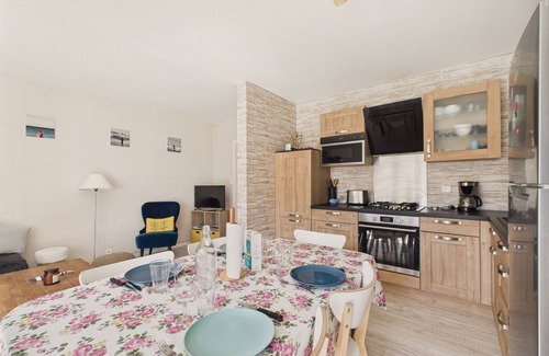 Saint-Hilaire-de-Riez Ski Chalet | 100m from the beach - House for 4 in St Hilaire