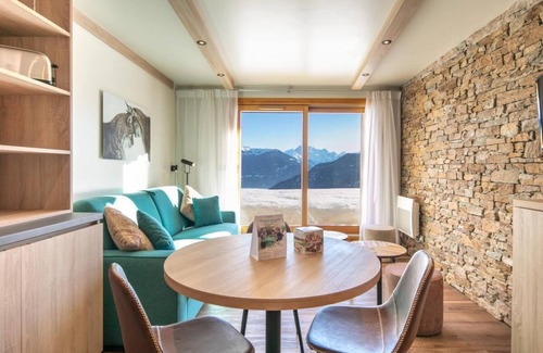 Doucy-Combelouviere Apartment | 100m from resort center, terrace, parking, tv, ski locker, 23m², Valmorel