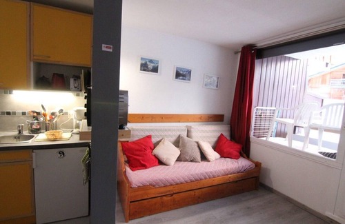 Bergers Hotel | 100m from ski slopes, Ground floor, balcony, parking, tv, ski locker, 25m², Alpe d'Huez
