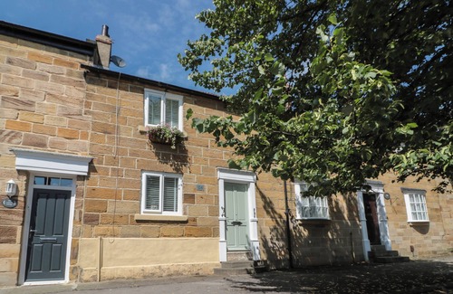 Guisborough Cottage | 106 WESTGATE, pet friendly, with open fire in Guisborough