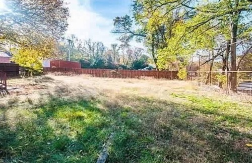 East Brunswick House | 107 Quaint Renovated Single Family 3 Bdrm House