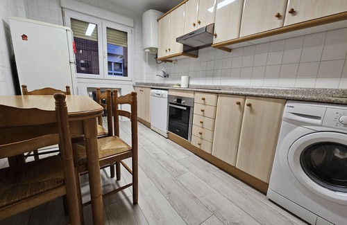 Gijon Apartment | 108A Apartamento de 3 habitaciones con terraza