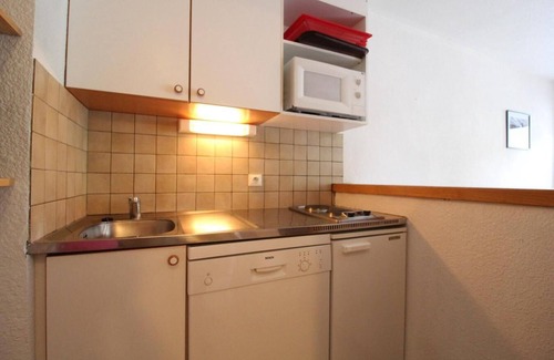 Termignon Apartment | 10m from ski slopes, 1st floor, view village, balcony, tv, ski locker, 27m², Termignon-la-Vanoise