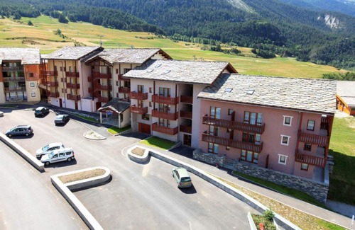 Termignon Apartment | 10m from ski slopes, 1st floor, view village, balcony, tv, ski locker, 27m², Termignon-la-Vanoise